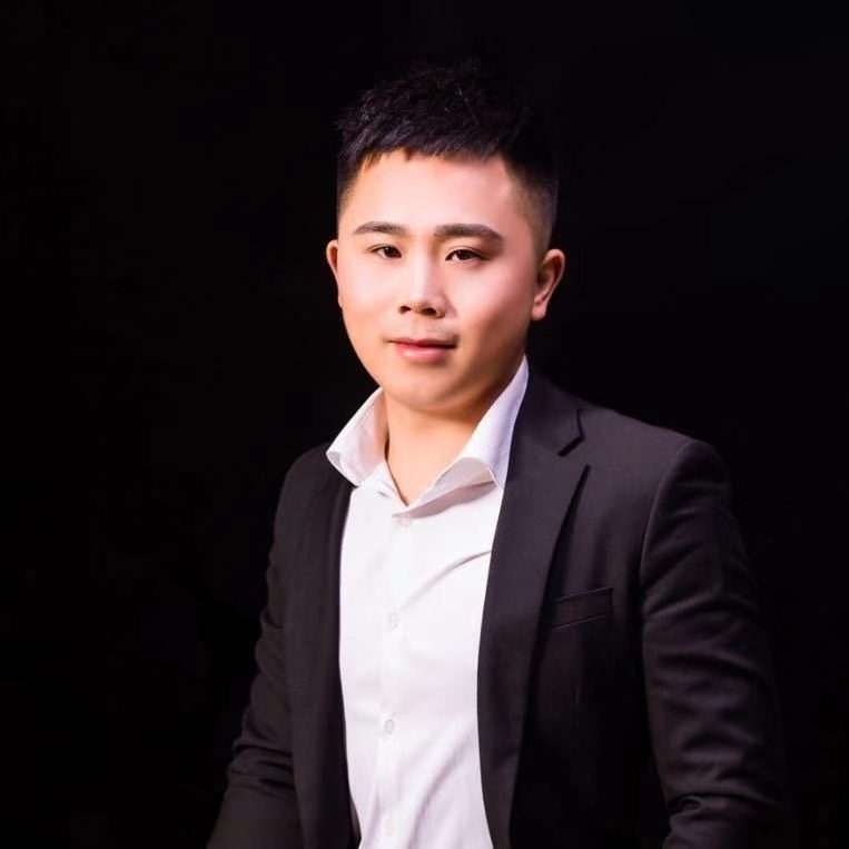 只欠东风的第一张照片--日照相亲服务中心