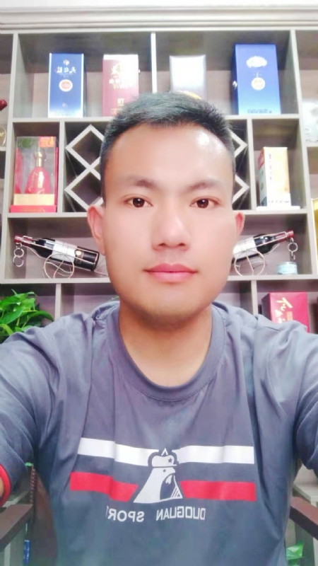 钱乾的第一张照片--日照相亲服务中心