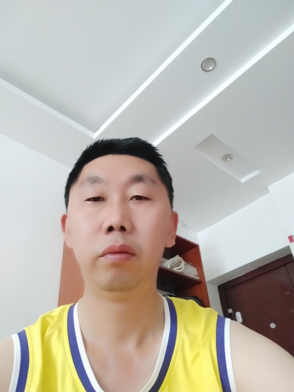 写尽半生纸上酸的第一张照片--日照相亲服务中心