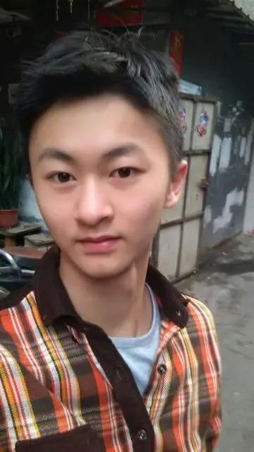 才不会的第一张照片--日照相亲服务中心