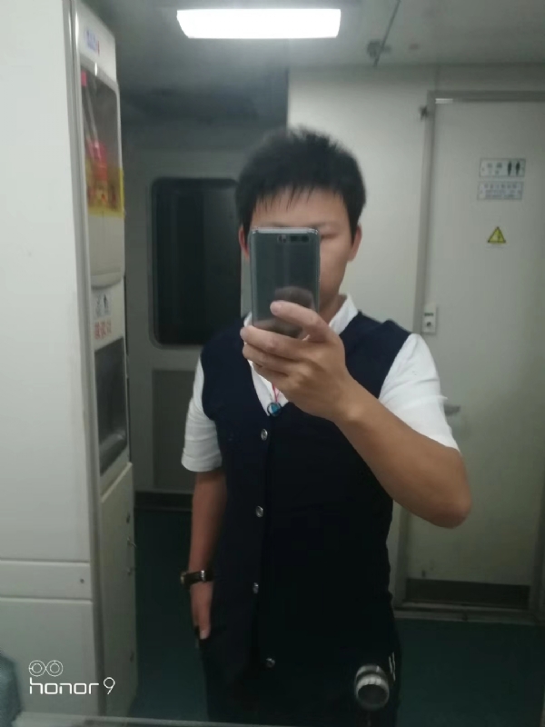 阳光下de幸福的第一张照片--日照相亲服务中心