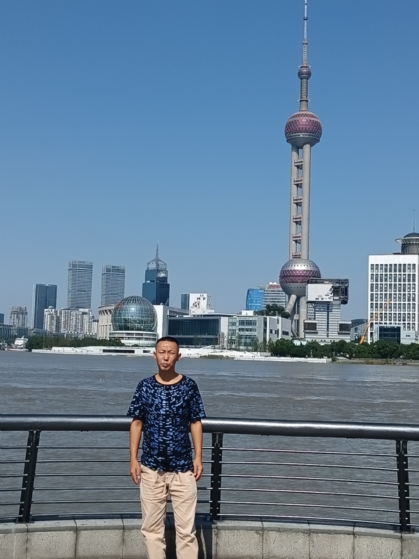 伪装浪漫的第一张照片--日照相亲服务中心