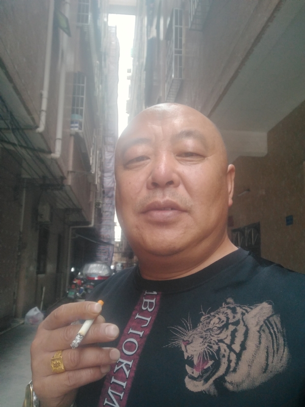 人在TA乡的第一张照片--日照相亲服务中心