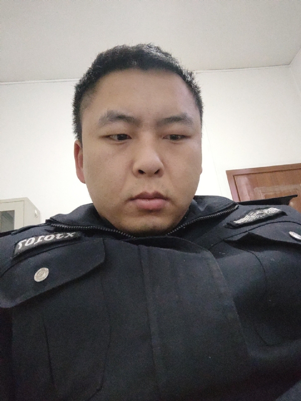 好纠结的第二张照片--日照相亲服务中心