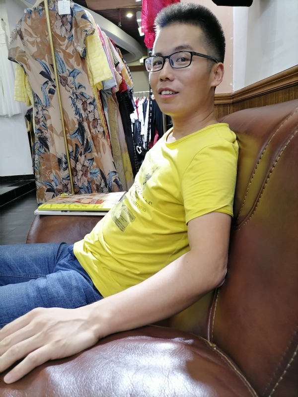 汪顺鹏的第一张照片--日照相亲服务中心
