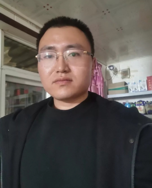白杨的第一张照片--日照相亲服务中心