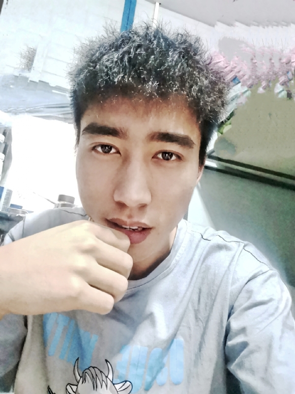 未来可期的第一张照片--日照相亲服务中心