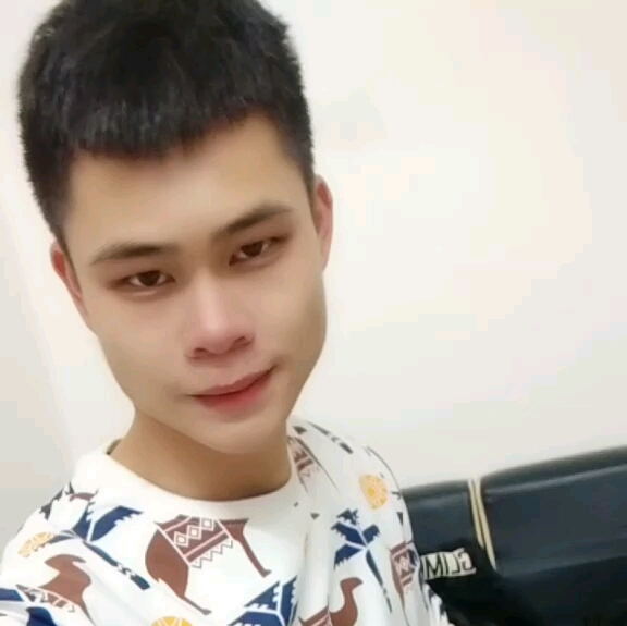 浪子的第一张照片--日照相亲服务中心
