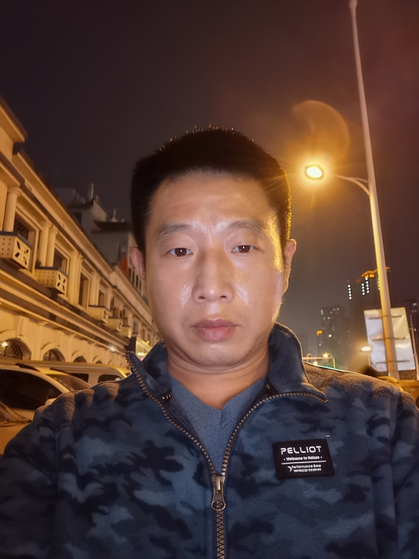 偷偷说的第一张照片--日照相亲服务中心