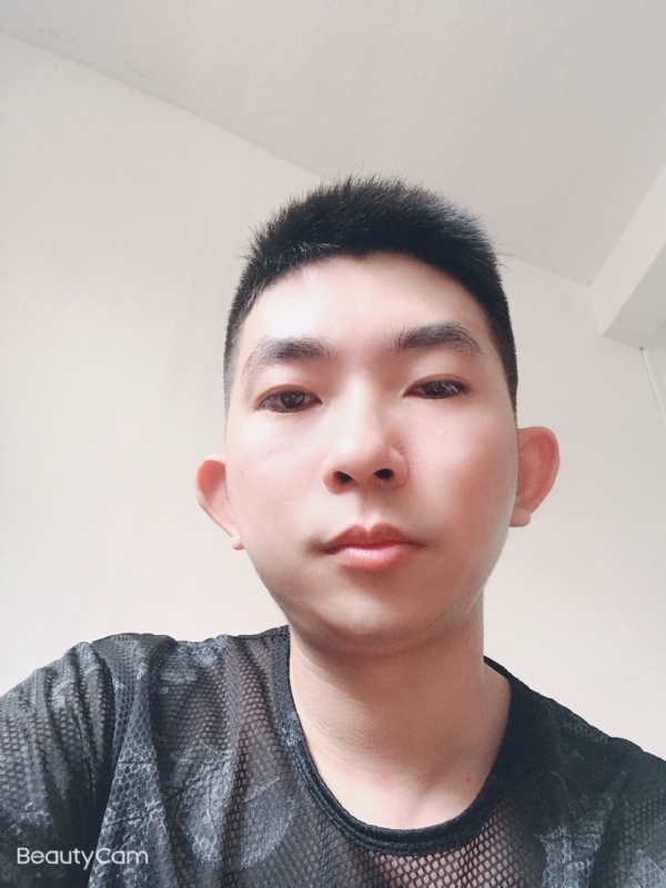 诚恳的第一张照片--日照相亲服务中心