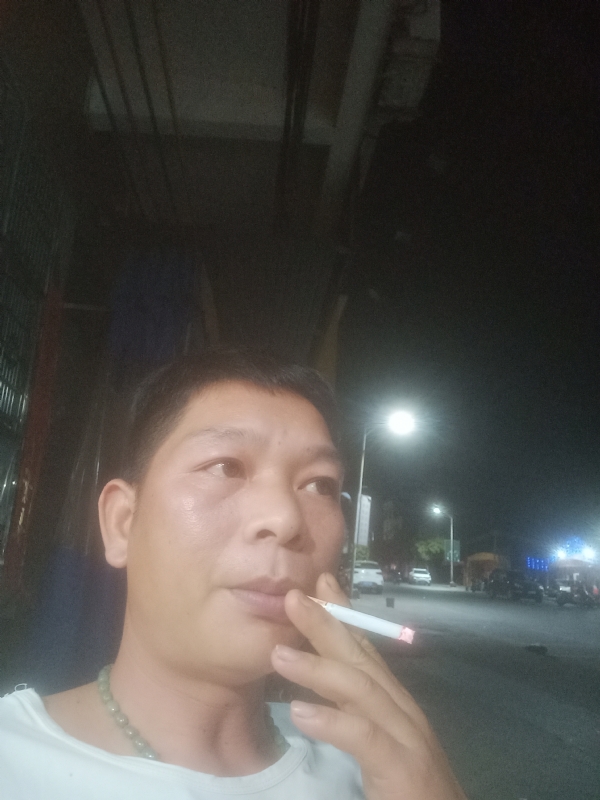 善解人意的第二张照片--日照相亲服务中心