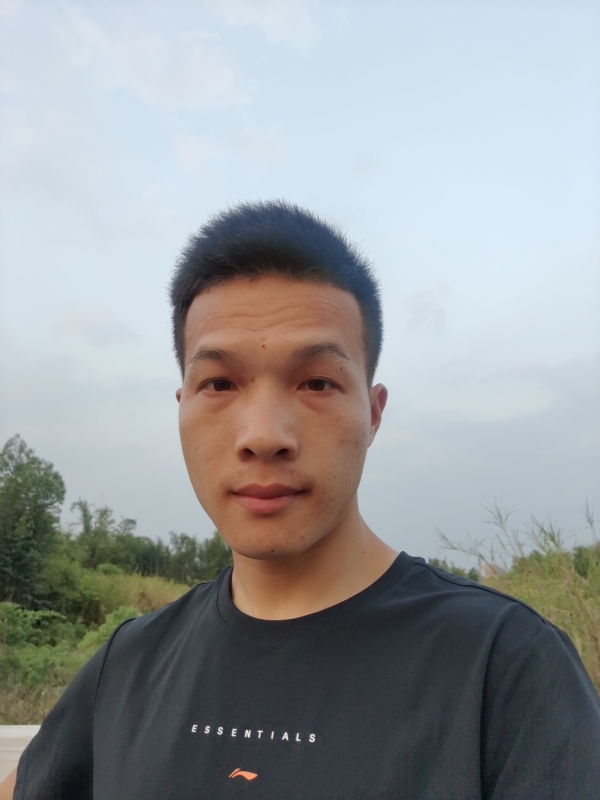 大龙的第一张照片--日照相亲服务中心