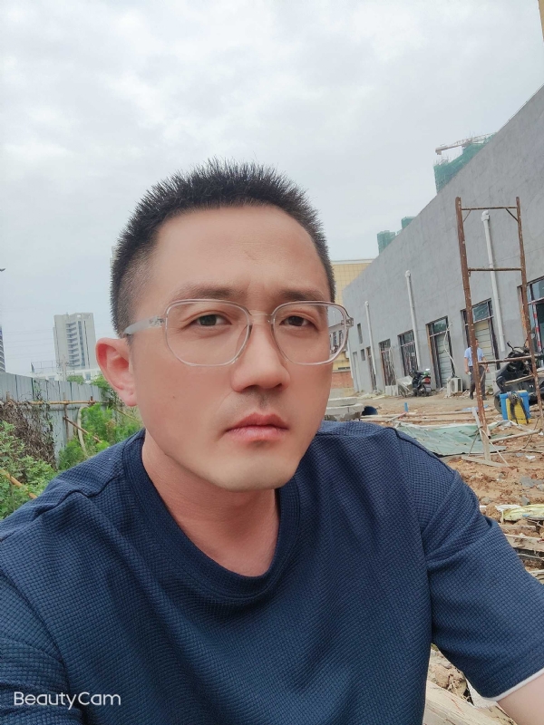 清风烈酒的第二张照片--日照相亲服务中心