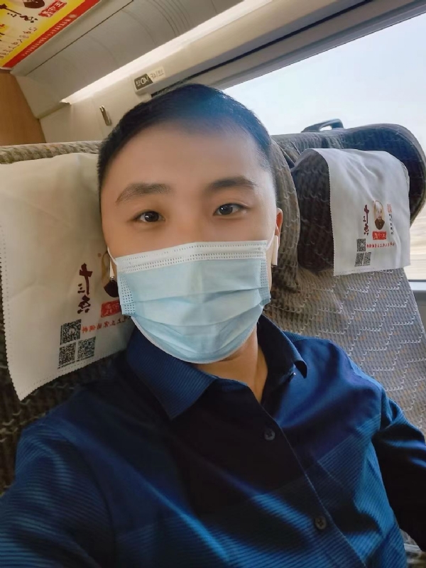 孤独的小屁猪的第二张照片--日照相亲服务中心