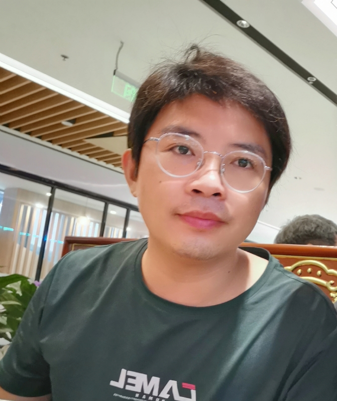 陆迅的第三张照片--日照相亲服务中心