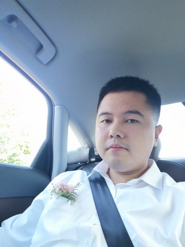 小阿郎的第一张照片--日照相亲服务中心