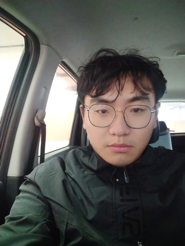 云淡风轻的第一张照片--日照相亲服务中心