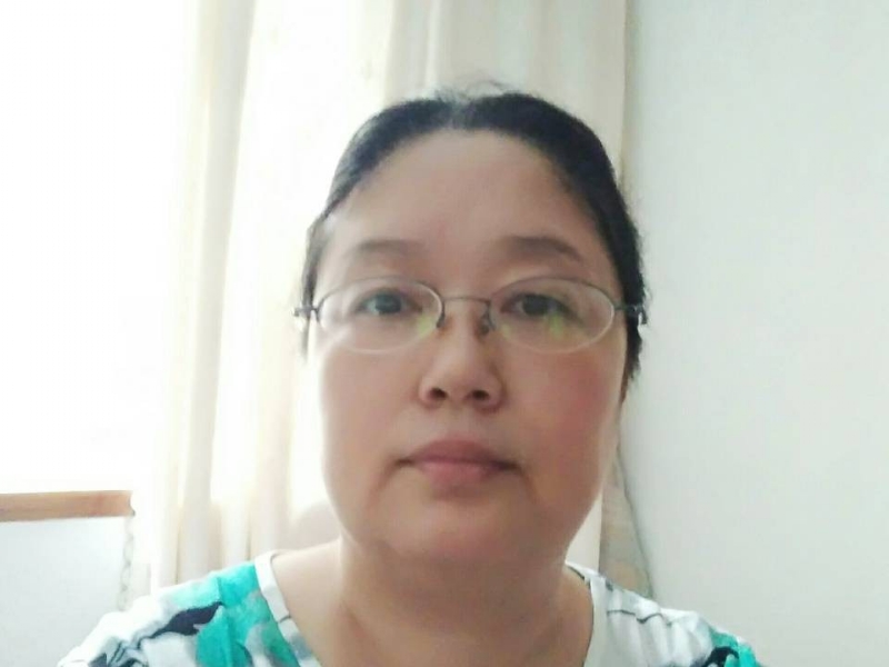 雨中漫步的第二张照片--日照相亲服务中心