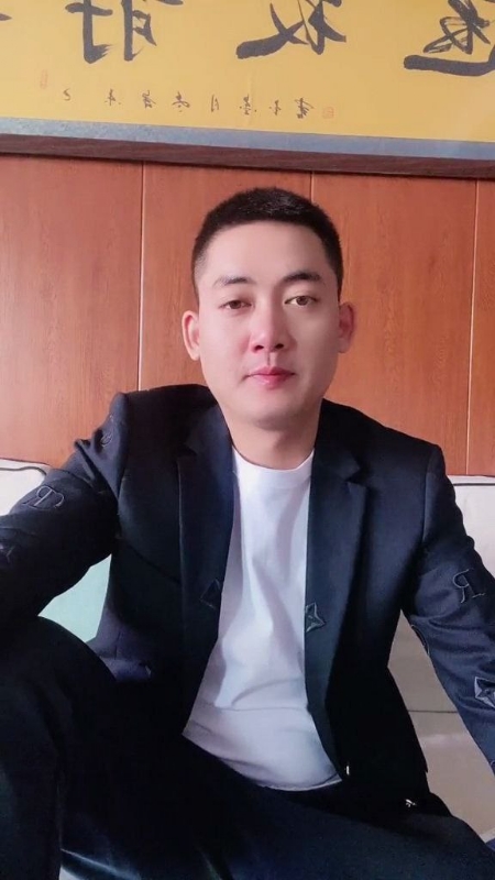 李泽胜的第一张照片--日照相亲服务中心