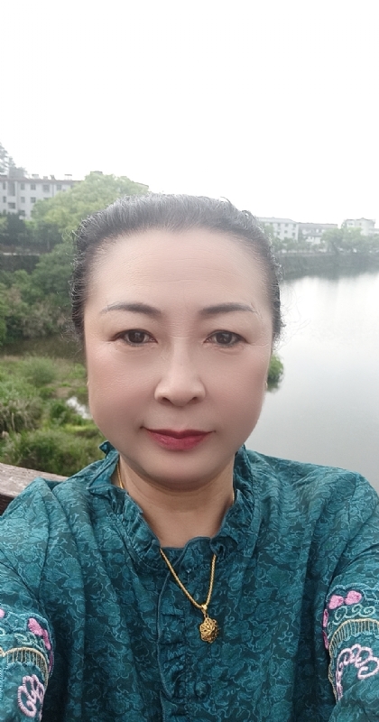 雨中情的第二张照片--日照相亲服务中心