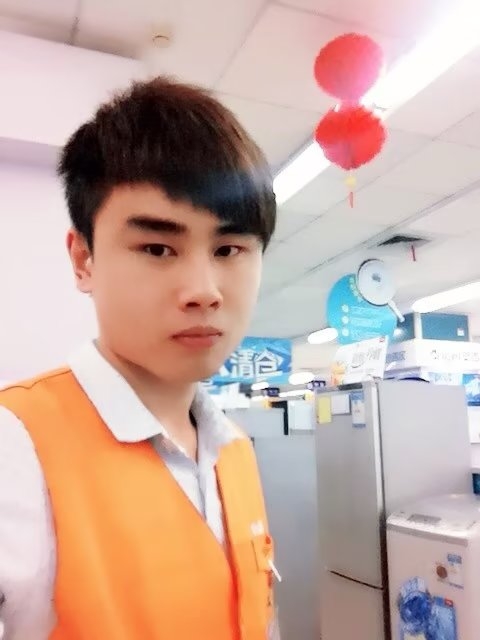 罗自强的第一张照片--日照相亲服务中心