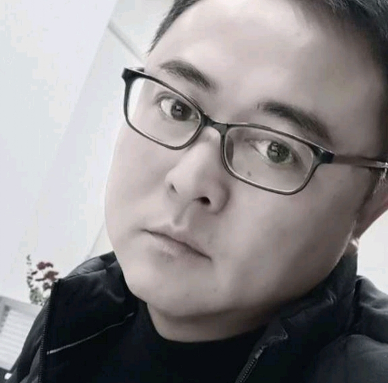 小石头的第一张照片--日照相亲服务中心