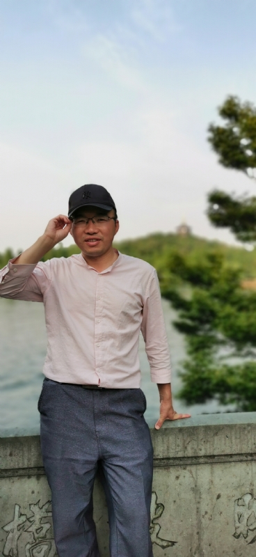 大叔有点忙的第三张照片--日照相亲服务中心