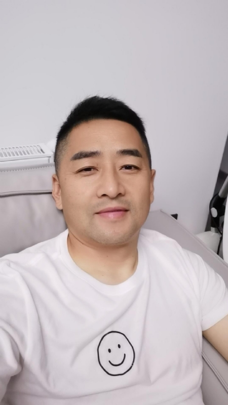 向阳而生的第一张照片--日照相亲服务中心