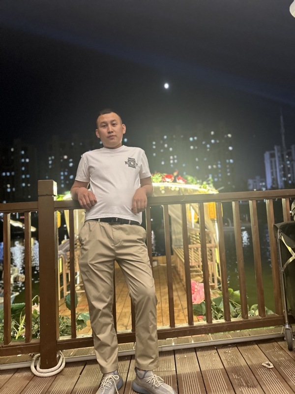 大超的第一张照片--日照相亲服务中心