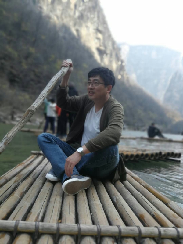 风被吹走了的第二张照片--日照相亲服务中心