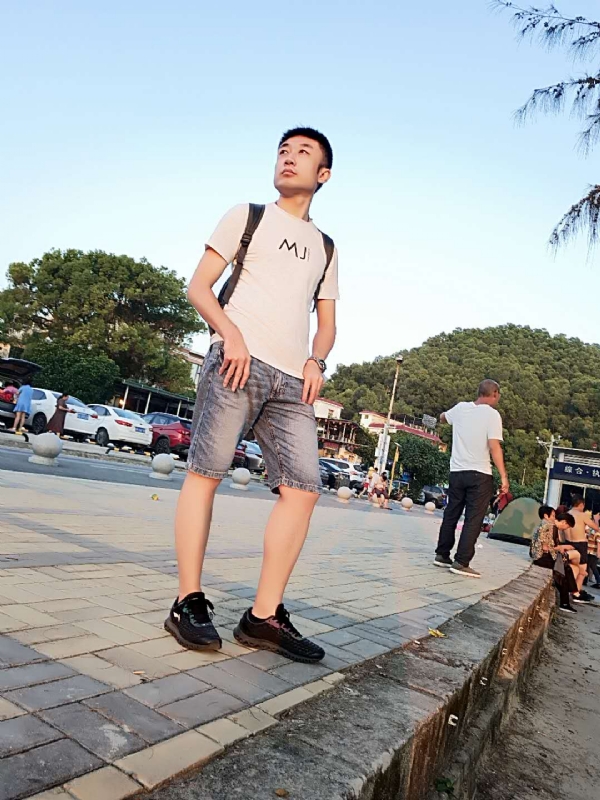俊皓的第一张照片--日照相亲服务中心