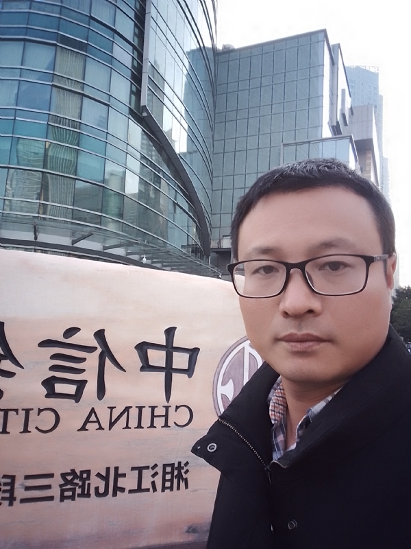 晚秋的第一张照片--日照相亲服务中心