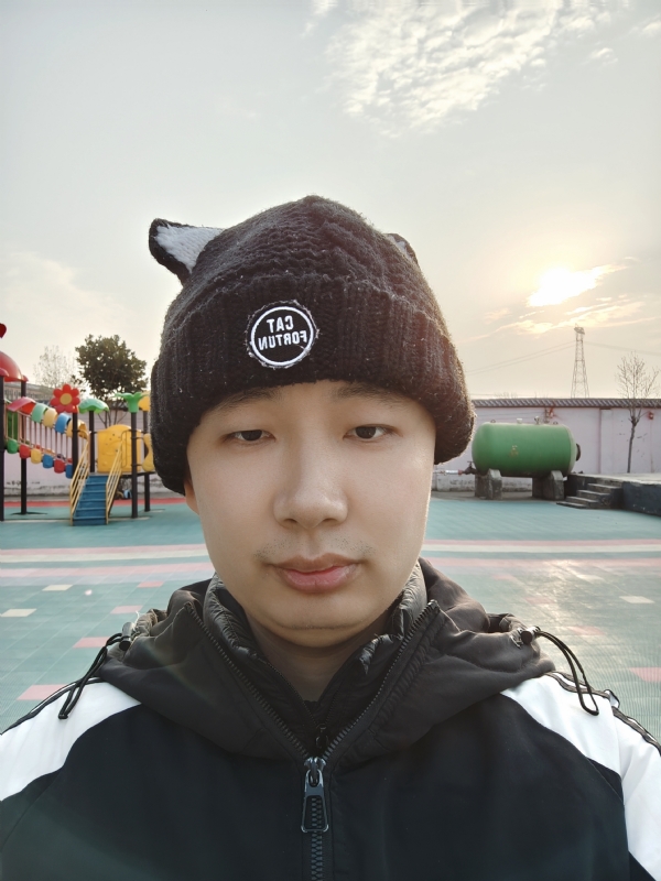 王连杰的第一张照片--日照相亲服务中心