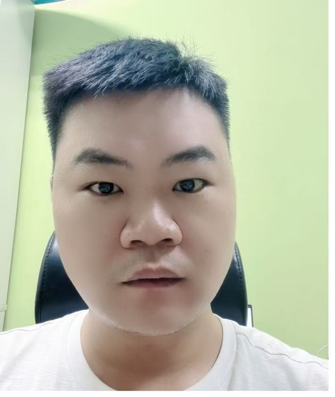 初白的第一张照片--日照相亲服务中心