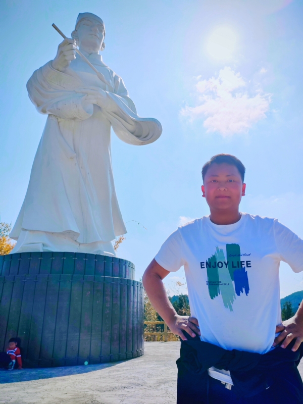 伏王虎的第一张照片--日照相亲服务中心