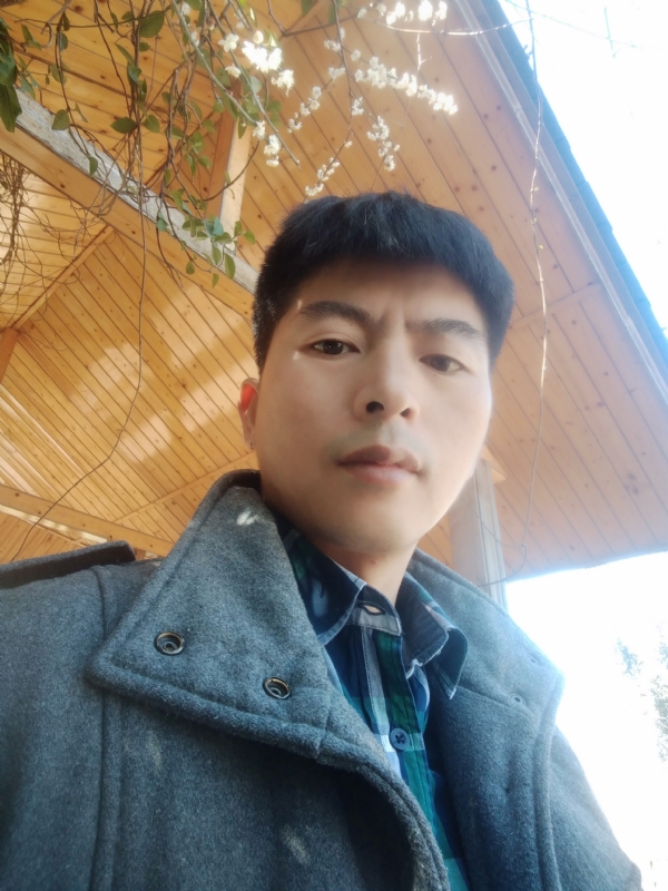 阿明的第一张照片--日照相亲服务中心