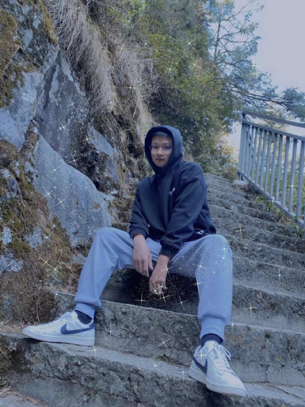 Frank的第一张照片--日照相亲服务中心