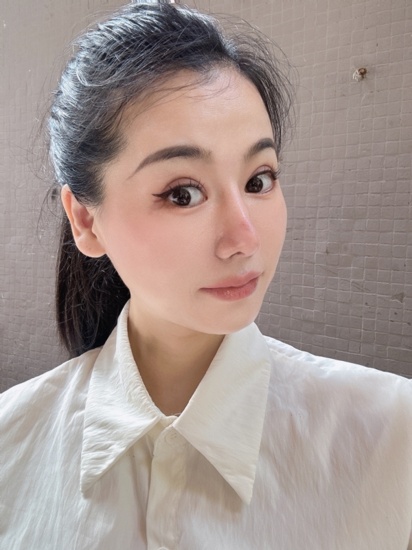 金莉的第二张照片--日照相亲服务中心