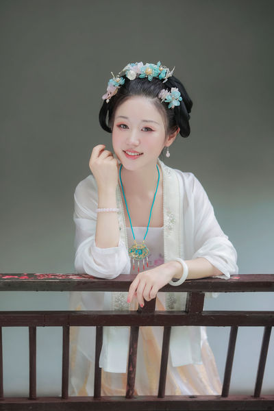 《浴室狂欢》无删减
