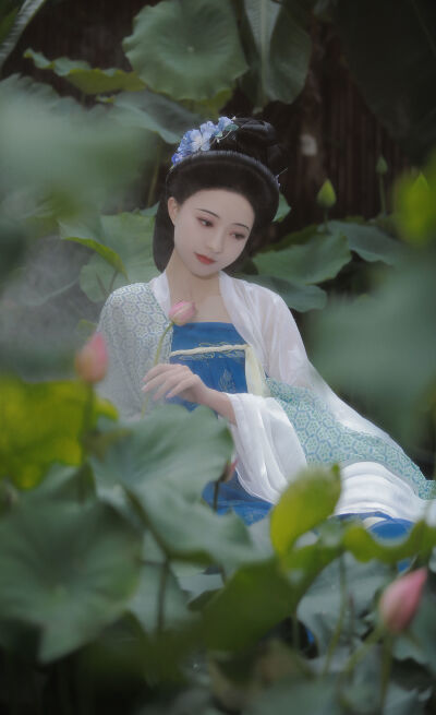 古装三级黄色片