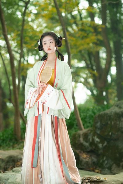 安娜李的性解放无删减