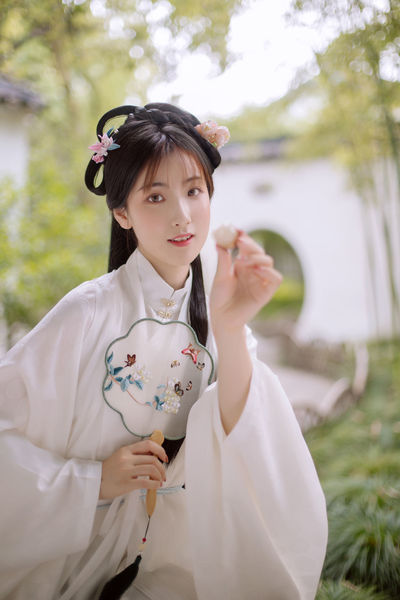 《调教办公室》在线观看