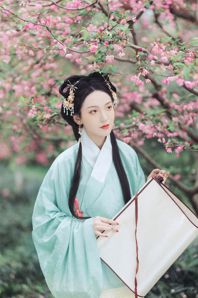 啦啦啦WWW在线观看免费高清版