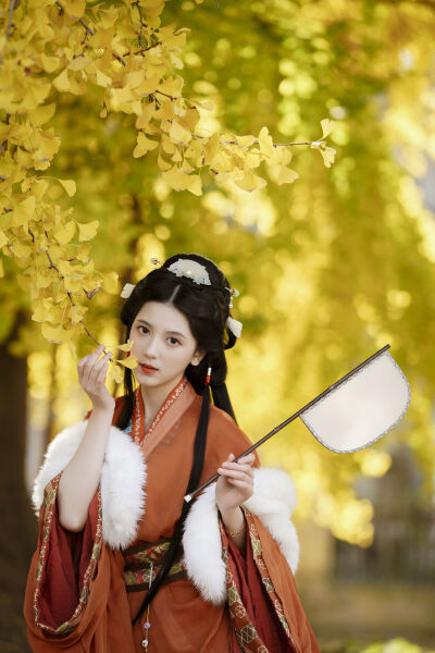 晚上又叫又疼的打扑克