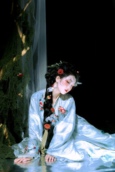 精品久久日日躁夜夜躁
