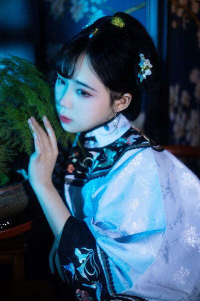 粉嫩av一区二区三区四区